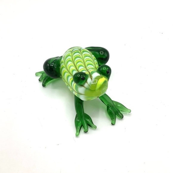 Handmade Glass Frog Trinket Figurine - Picture 4 of 11